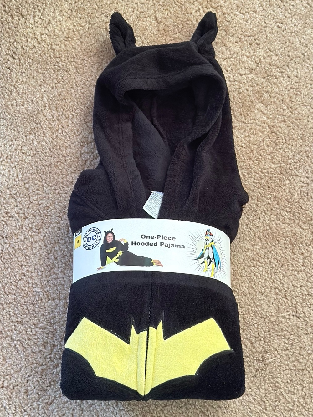 NWT DC Women’s Black & Yellow Batwoman Hooded One-Piece Pajama Costume SIZE M